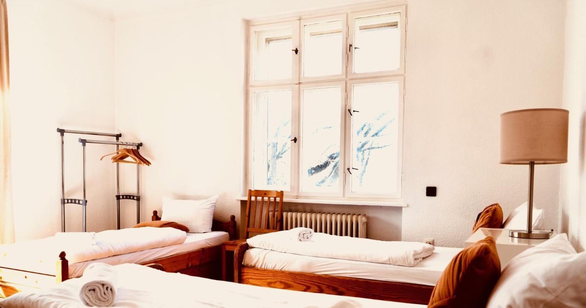 Hotel Nest Berlino Esterno foto