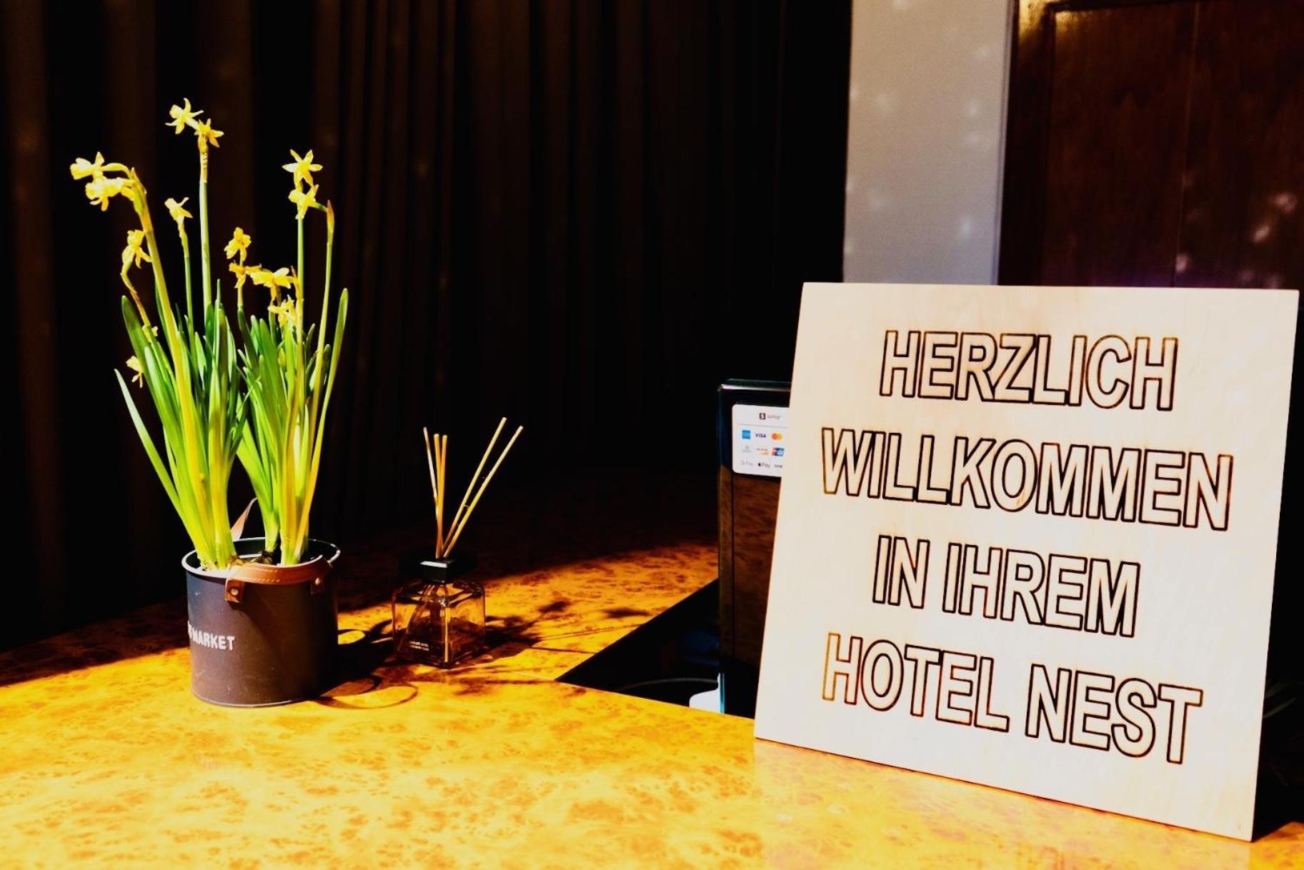 Hotel Nest Berlino Esterno foto