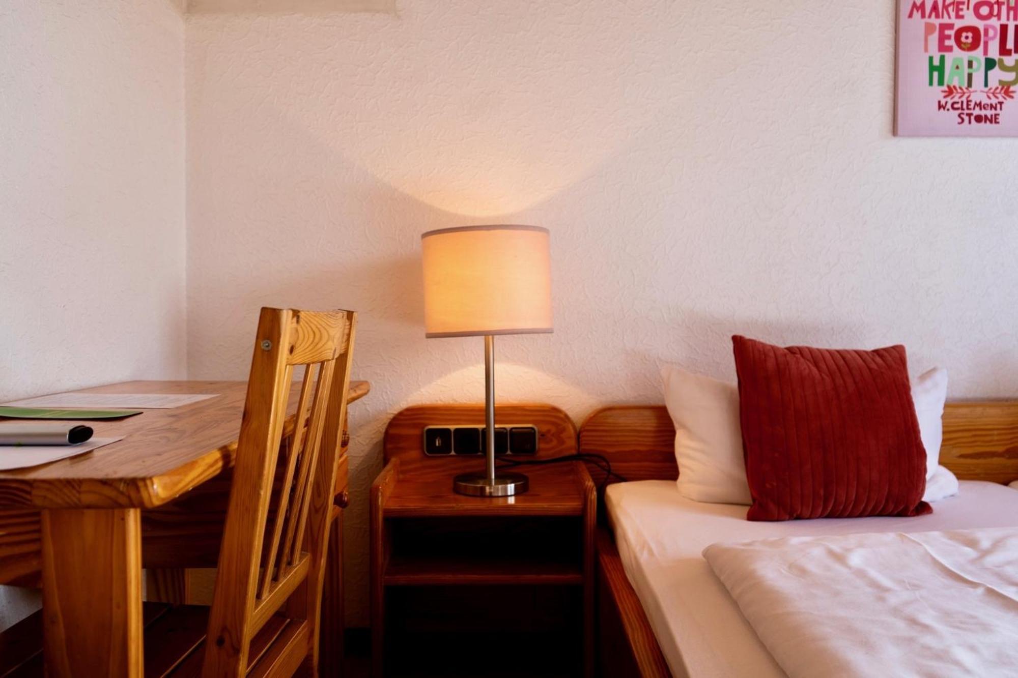 Hotel Nest Berlino Esterno foto