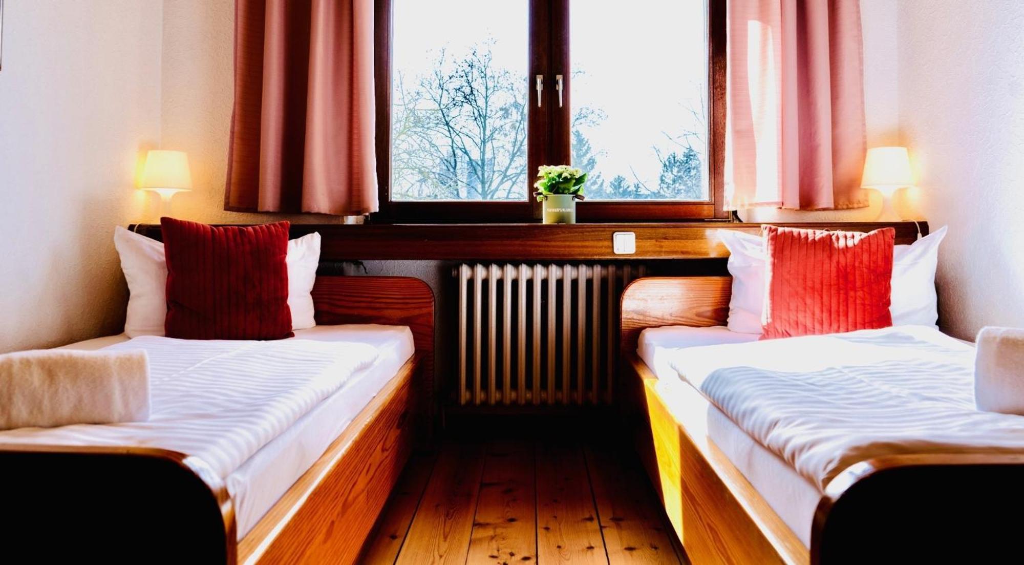 Hotel Nest Berlino Esterno foto