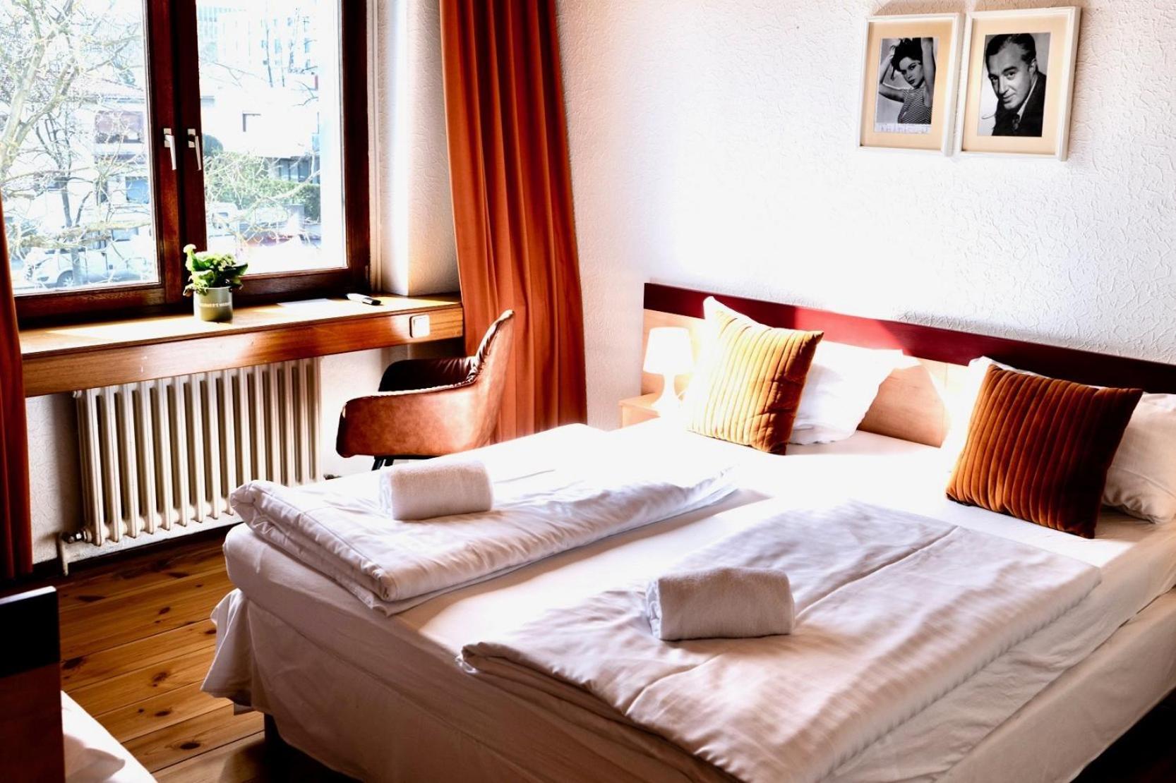 Hotel Nest Berlino Esterno foto