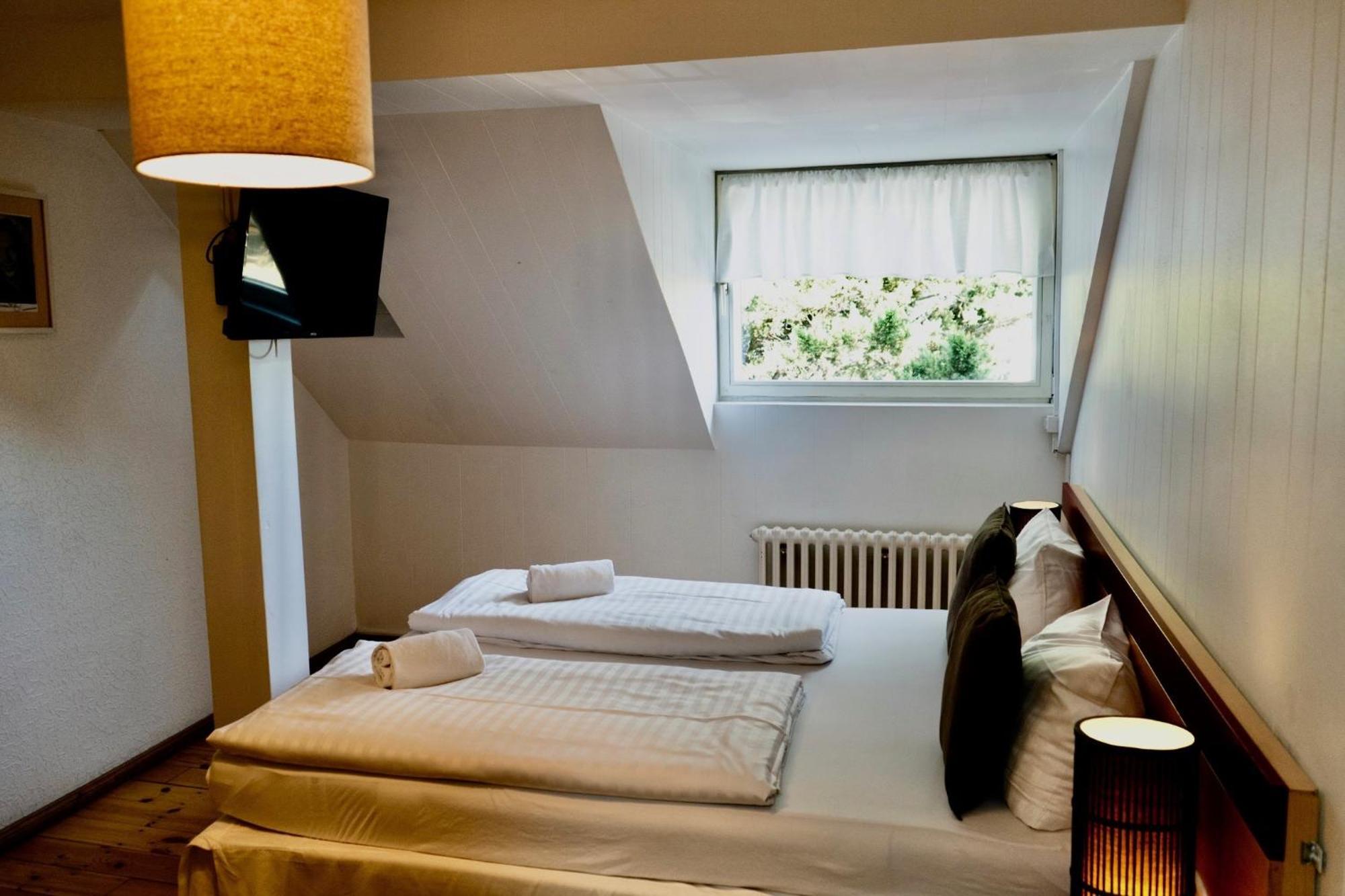 Hotel Nest Berlino Esterno foto